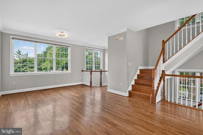 Photo - 3352 5th St S