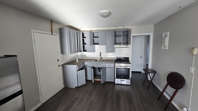 Building Photo - 91 Atkinson Ave Unit 8