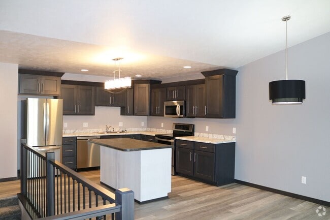 Building Photo - 6612 E 45th St Rental