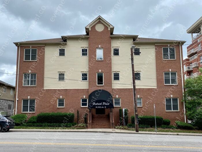 Lovely 1-Bedroom Condo: Hedrick Place Cond... - Lovely 1-Bedroom Condo: Hedrick Place Cond...