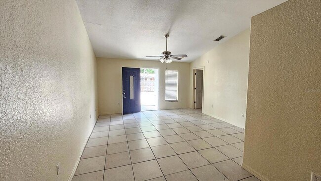 Photo - 711 Lake Jessie Dr