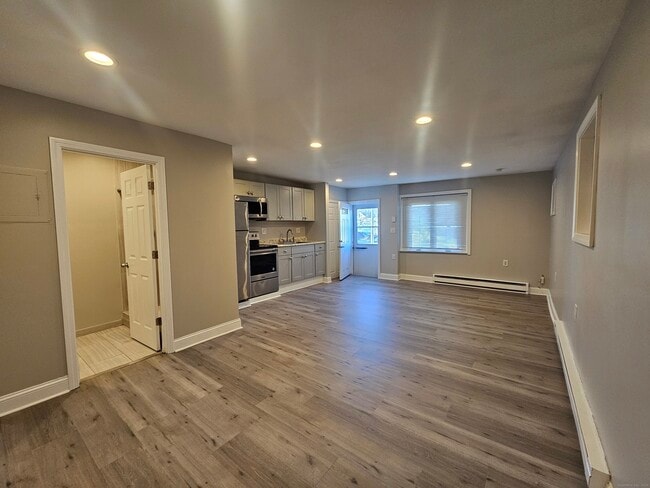 Photo - 370 Bruce Ave