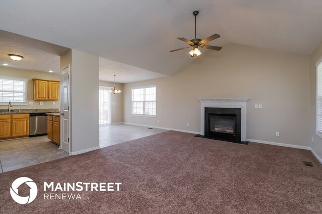Photo - 904 Lyle Ct