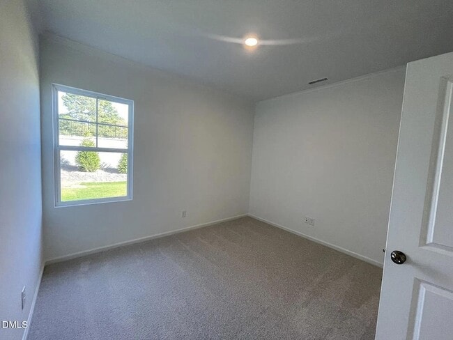 Photo - 160 S Finley Lndg Pkwy