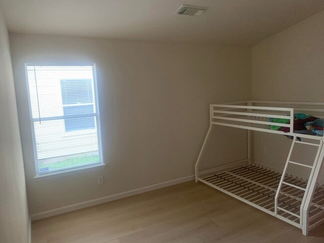 Photo - 727 Kiley Dr