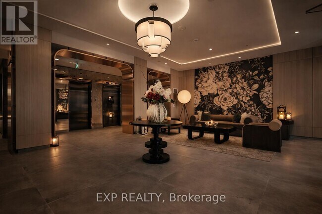 Photo - 556 Marlee Ave Unité 221