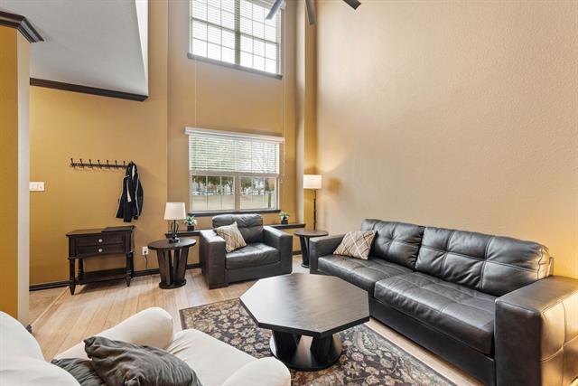 Photo - 6928 Carrington Ln