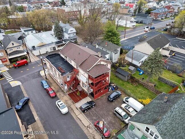 Photo - 1210 S Main St