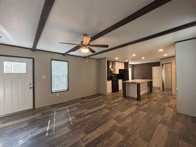 Photo - 123 Norene St