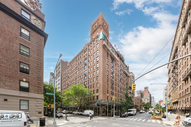 Photo - Devonshire House