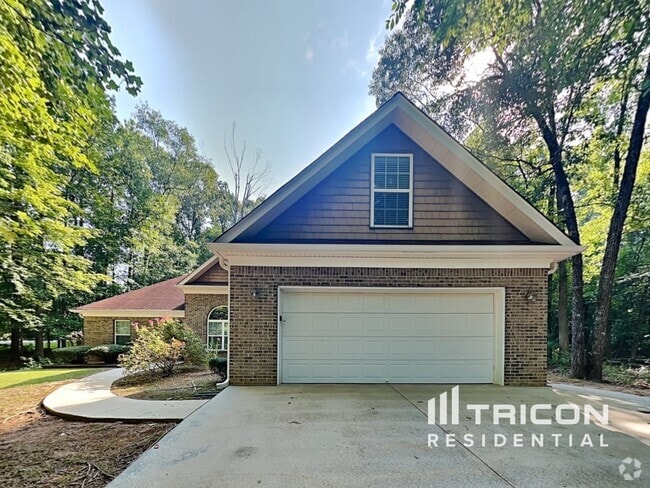 Building Photo - 45 Pebble Creek Dr Rental