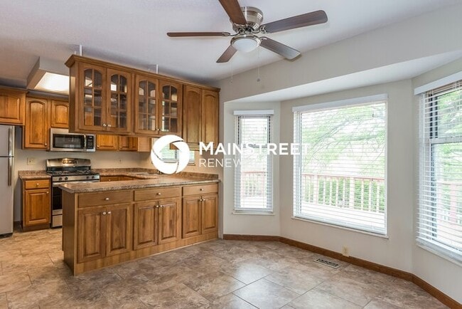 Photo - 3 Bedroom Pet-Friendly Home in Florissant,...