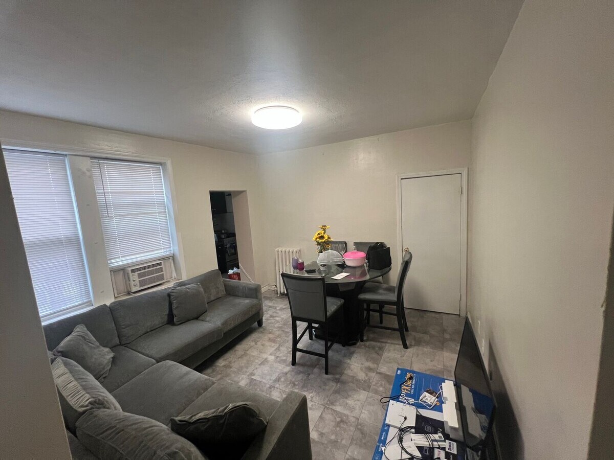 Photo - 176 Brighton Ave Condo