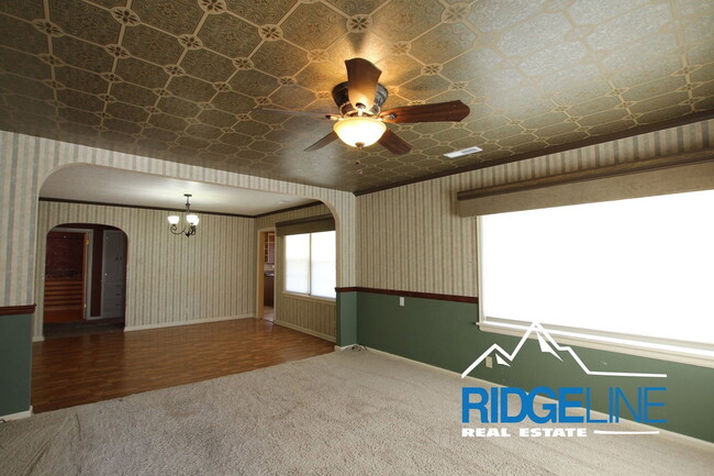 Photo - 2525 5th Ave N