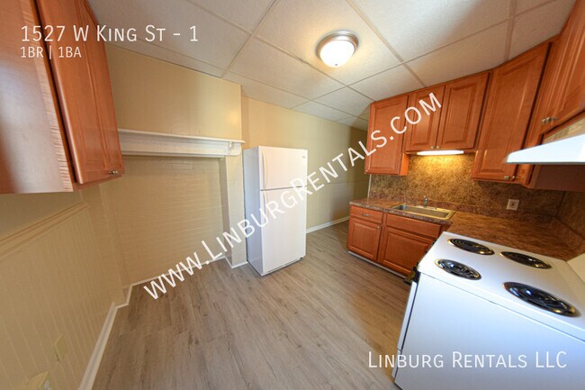 Photo - 1527 W King St Unit 1