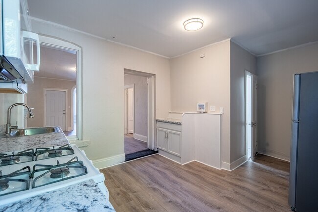 Photo - 1210 5th Ave