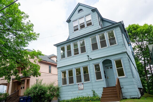 Photo - 1215 Madison St Unit Madison 1215.1