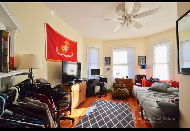 Photo - 756 Saratoga St Unit 756 Saratoga st East Bost