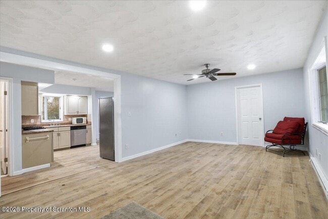 Photo - 21 Circle Dr