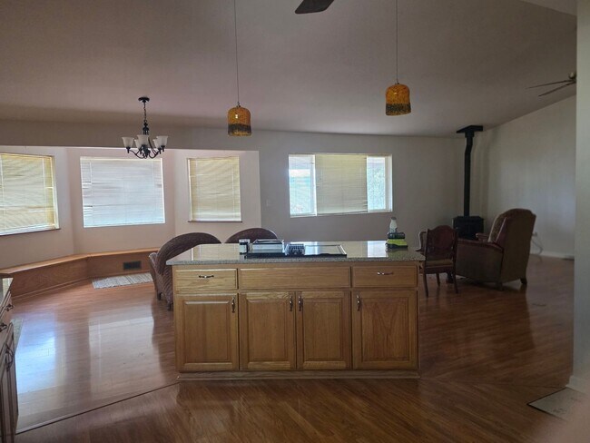 Photo - Executive Home with breathless views