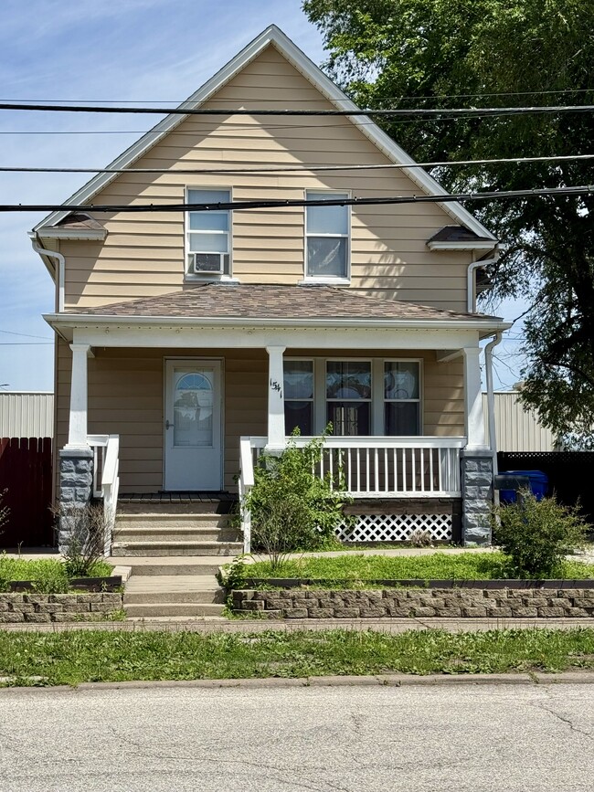 Building Photo - 1541 24th Ave