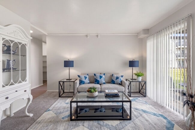Living Room - Serenity Manor 55+ Independent Active Living