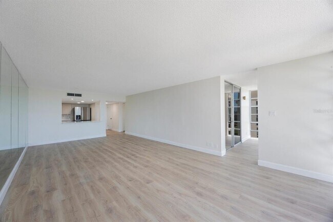 Photo - 7400 Sun Island Dr S Unit 806