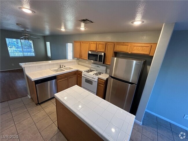 Building Photo - 6459 Brook Cottage Ln Rental