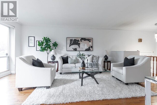 Photo - 135 Combe Ave