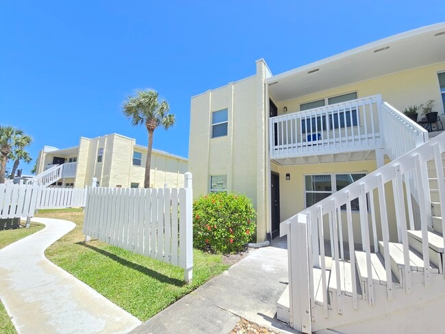 1 Bed/1 Bath Jr-Building View - Marina Vista