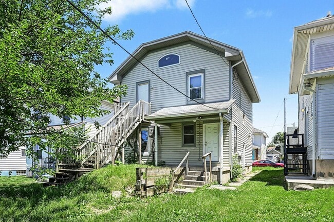 Photo - 427 Kolping Ave