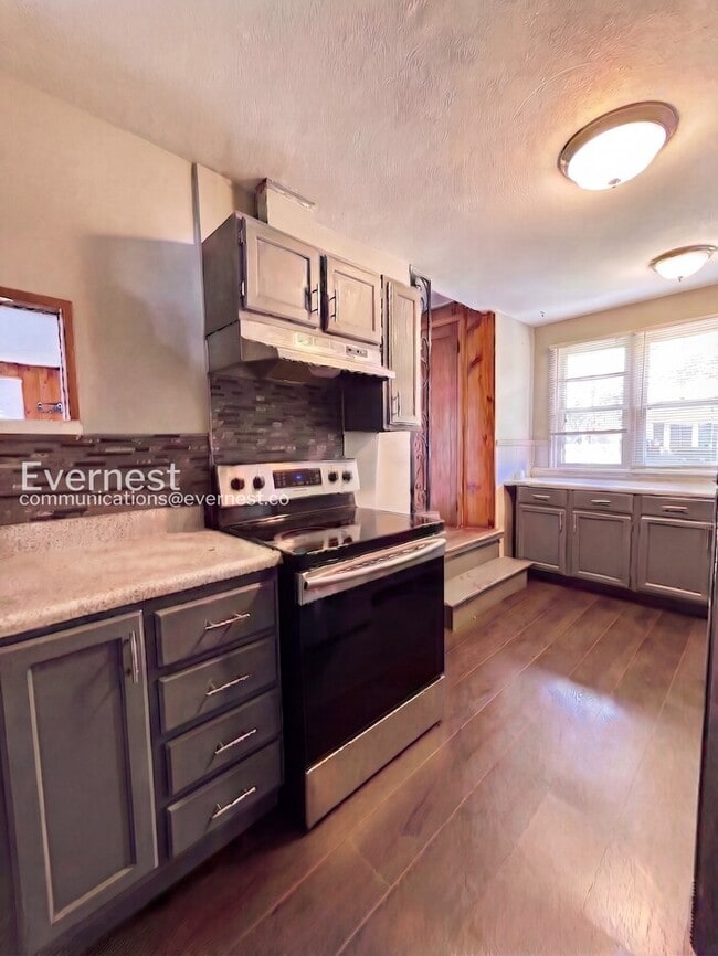 Photo - 9224 Kathlyn Dr