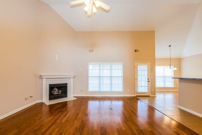 Photo - 11660 Dempsey Dr