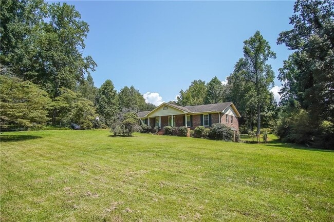 Photo - 2173 Holly Ct