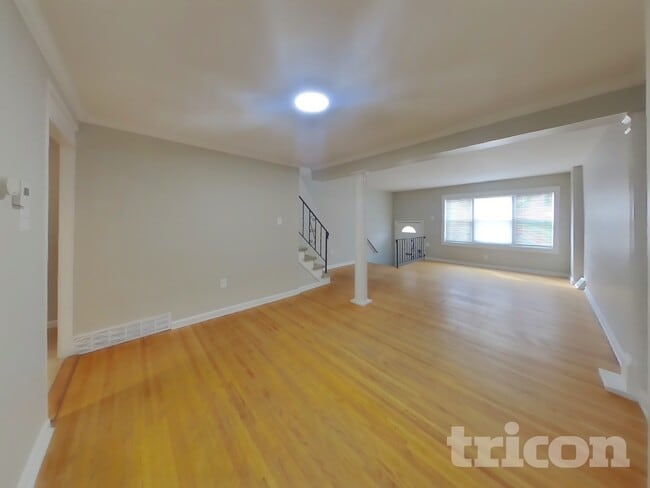 Photo - 1229 Tyler St