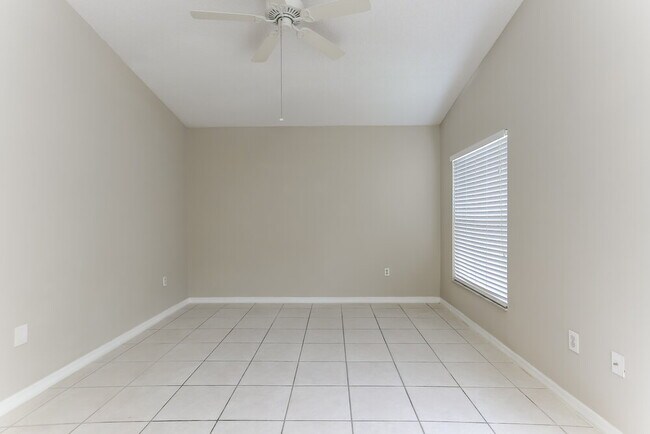 Photo - 18750 NW 1st St