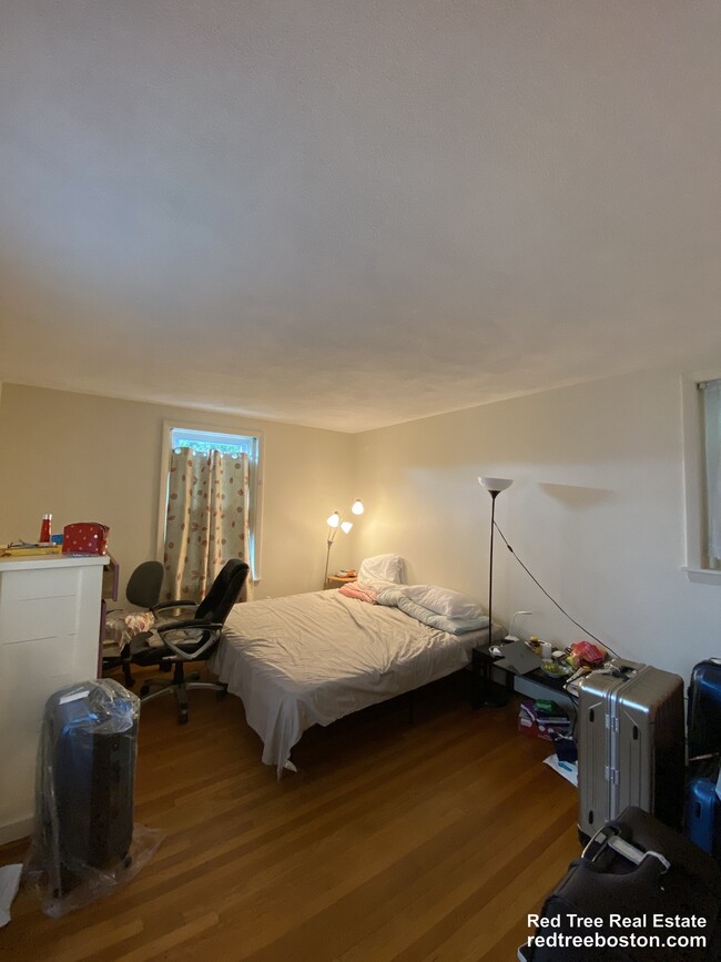 Photo - 312 Tappan St Unidad 4