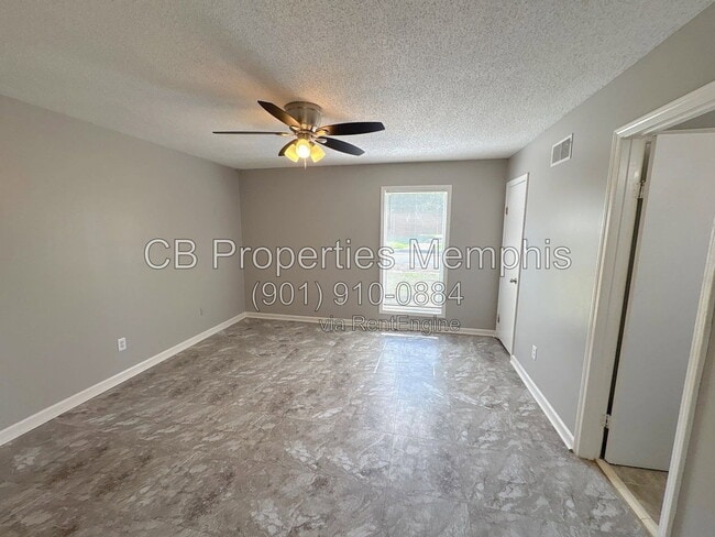 Photo - 4316 Springwind Rd