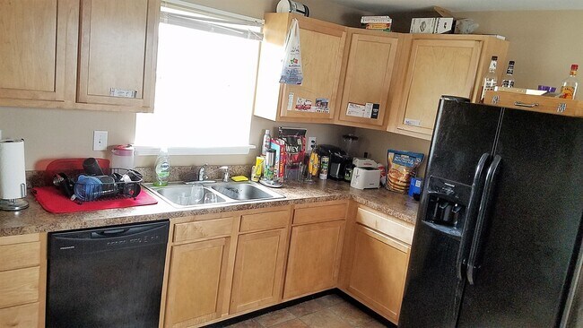 Photo - Awesome 5BR house walking distance to UofL!