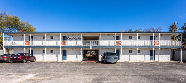 Photo - Coral Gables Apartments