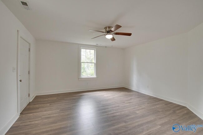 Photo - 3503 Dubose St SW