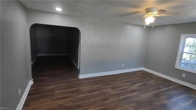 Photo - 5949 Jefferson Ave