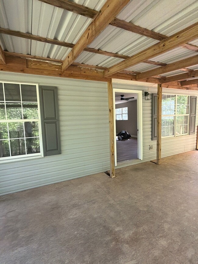 Photo - 105 Ray Hardister Rd