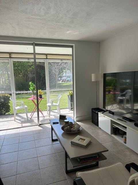 Building Photo - 2930 Point E Dr Unit E112 Rental