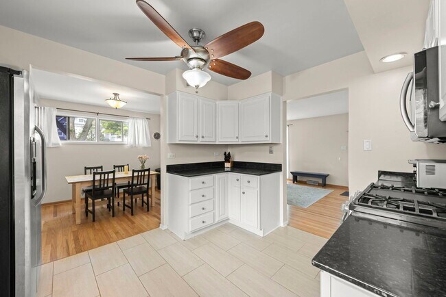 Photo - 221 S Linden Ave