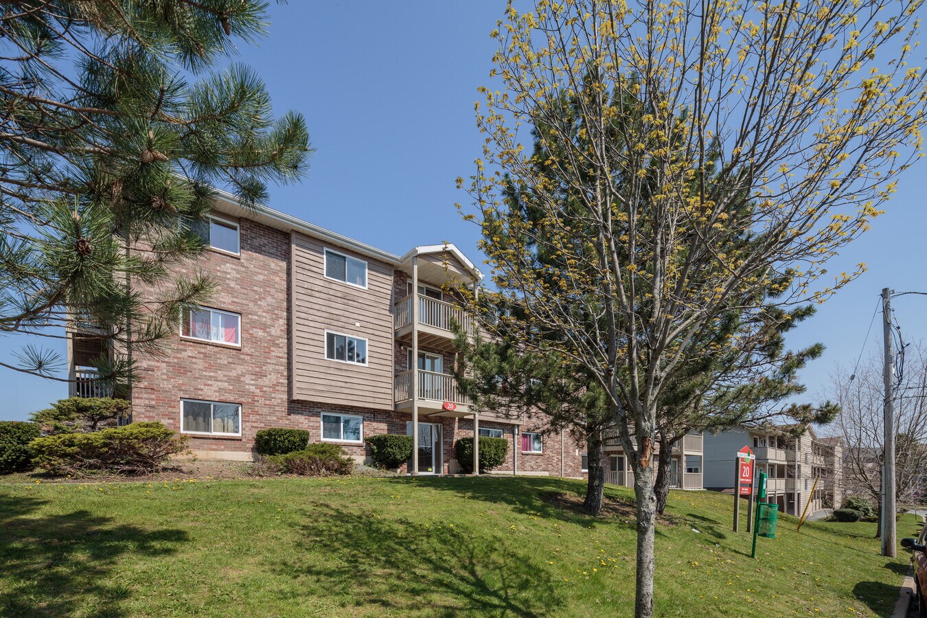 Photo - 20 Joseph Young St