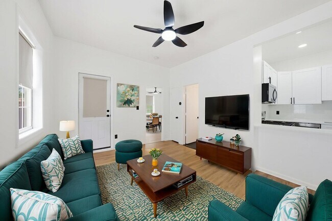 Photo - 15 George St Unit 2