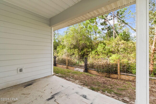 Photo - 397 Emerald Cove St