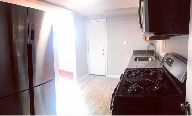 2340 1/2 Buena Vista