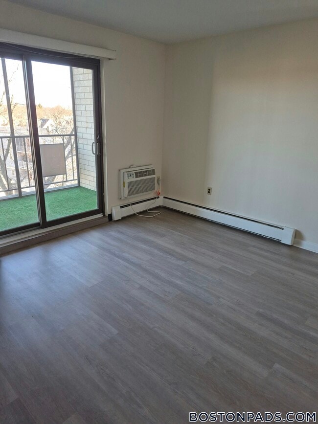 Photo - 385 Massachusetts Ave Unidad 55